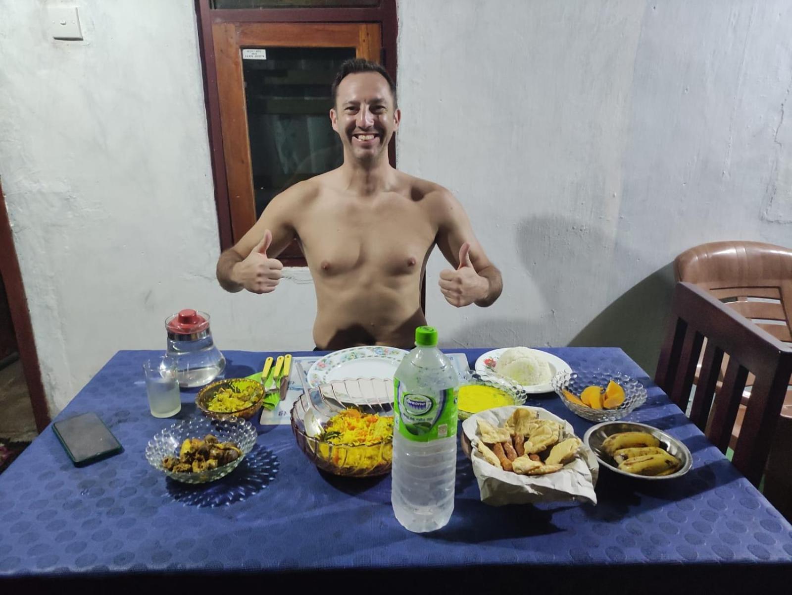 Meera Homestay & Guest House Anurâdhapura Extérieur photo