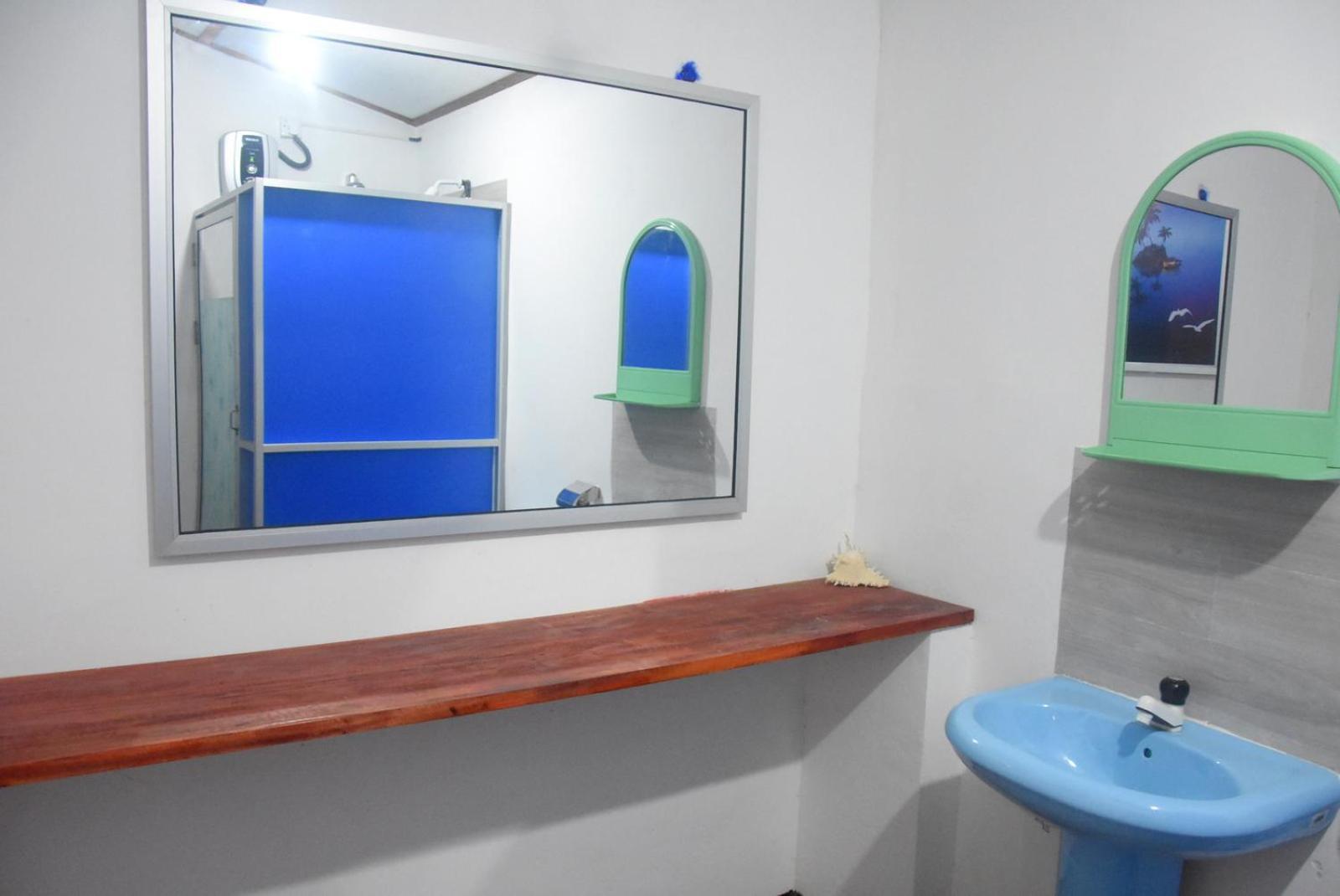 Meera Homestay & Guest House Anurâdhapura Extérieur photo